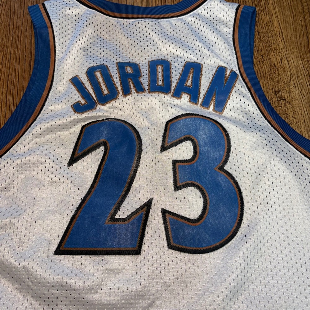 Y2K Nike Michael Jordan Washington Wizards 23 Jersey Youth Large White Mesh NBA - Picture 9 of 9